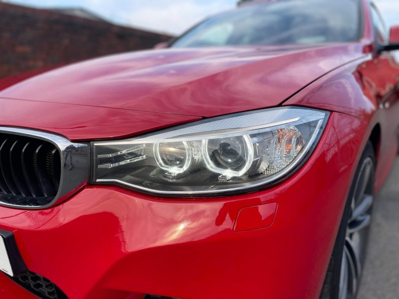 BMW 3 SERIES