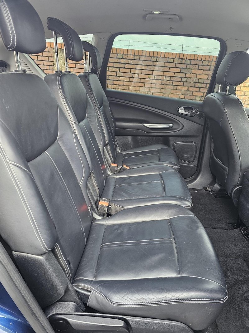 FORD S-MAX