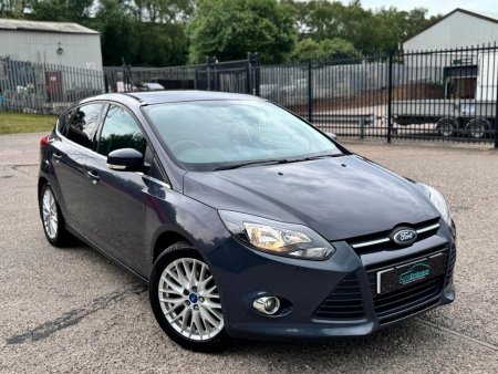 FORD FOCUS 1.6 Zetec Euro 5 5dr